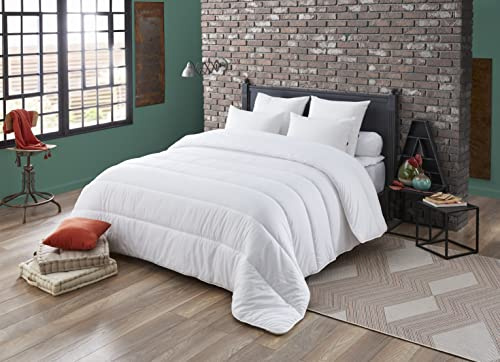 DODO - Couette Chaude Arizona 220x240 cm - Convient 1-2 Personnes - Ultra Douce et Gonflante - Tissu 100% Polyester - Garnissage Synthétique 100% Polyester Fibre Volupt'Air - Lavable en Machine à 40°C