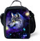 Dellukee Lonchera escolar para niños, suave, correa ajustable para el hombro, duradera, reutilizable, aislada, con cremallera, estampado de lobo y cielo estrellado