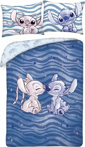 STICH Küss Angel – von Disney Lilo und Stitch – wendbarer Bettbezug 140 x 200 cm und Kissenbezug 70 x 90 cm – Mehrfarbig – 100 % Baumwolle