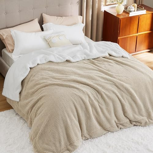 BEDSURE Sherpa Decke Beige - Warme Dicke Kuscheldecke Flauschig, Sofadecke Couchdecke Winterdecke, Wohndecke 220x240 cm XXL Wohn- & Kuscheldecken