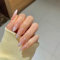 JUSTOTRY 24 Stück Pearls Mandel Nägel Zum Aufkleben Kurz, Gradient Pink French Künstliche Nägel,Nude Oval Kunstnägel Press on Nails, Acryl Fingernägel Fake Nails Kurz für Frauen