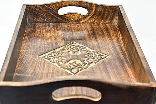 Ajuny Handgefertigtes Holztablett im keltischen Design, 38,1 cm, handgeschnitzt, Mangoholz, Servierplatte für Snacks, Kaffee, Tee, dekoratives rustikales Serviertablett für Zuhause, Küche und Geschenk