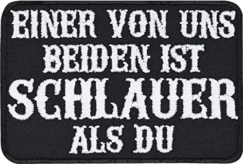 Heavy Metal Aufnäher lustig Einer von uns ist schlauer als du Biker Patch mit Spruch bestickt Bügelbild Spaß Geschenk Applikation für alle Stoffe & Leder | 75x50mm