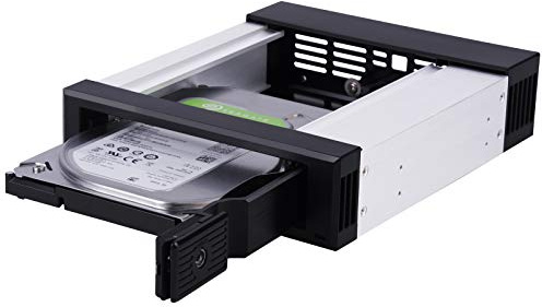 SilverStone Technology FS301, Hot-Swapping-fähig, Einschub ohne Einsatz, 5,25-Zoll- auf 3,5-Zoll-SAS/SATA-Gerät, Schrauben, SST-FS301