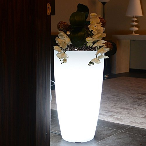 Pot rond 'stylet Lamp' avec lumière intérieure. En polyéthylène coloré. Le design élégant en pur style moderne, est un excellent complément d'ameublement et se lie à multiples milieux dans lesquels est placé.