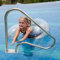 Pasamanos de escalera de piscina para entradas de piscinas en el suelo, acero inoxidable de 3 curvas con placa inferior de liberación rápida (80 x 80 cm) – Pasamanos de piscina al aire libre