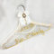 Personalisierte Kleiderbügel für Hochzeit, Brautbügel, Hochzeitstag-Kleiderbügel, Hochzeits-Kleiderbügel, Braut und Bräutigam, einzigartiger Aufhänger, Frauen-Aufhänger (1 x Braut-Aufhänger, 39 cm)