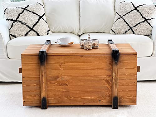 Uncle Joe´s Truhe Couchtisch Truhentisch im Vintage Shabby chic Style aus Massiv-Holz in braun mit Stauraum und Deckel Holzkiste Beistelltisch Landhaus Wohnzimmertisch Holztisch nussbaum