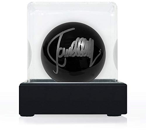 Exclusive Memorabilia Schwarzer Snookerball, signiert von Ronnie O'sullivan. In Vitrine