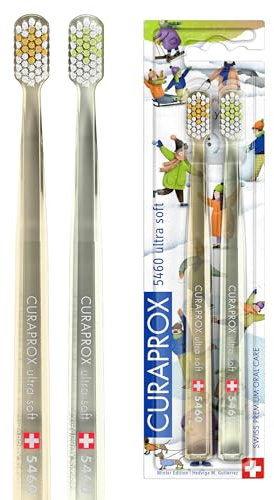 Curaprox Handzahnbürste – Winter Edition 2024 | Ultraweich Für Empfindliches Zahnfleisch Und Zähne | 2er-pack, Saisonales Design | Grün-transparent