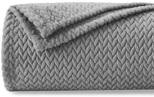 NEWCOSPLAY, Superweiche Überwurfdecke, Seidiges Flanell-Fleece, Blättermuster, Leichte Bettdecke, Für alle Jahreszeiten, Grau, Überwurf (127 x 152,4 cm)