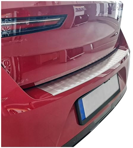 tuning-art BL1053 Ladekantenschutz mit Abkantung passend für Opel Astra L Schrägheck 2022-, Farbe:Silber
