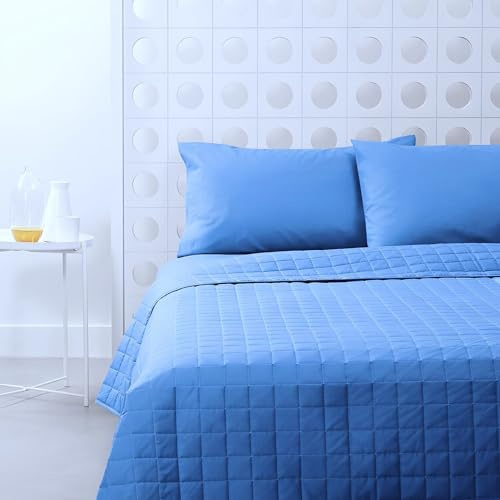 Bassetti Steppdecke für die Übergangszeit aus Mikrofaser, gesteppte Tagesdecke, einfarbig, Füllung 90 Gramm (3-blau, Doppelbett 255 x 260 cm)
