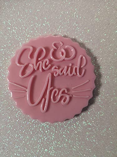 Stanzschablone für Kekse, Cupcakes, Fondant, Motiv: She Said Yes