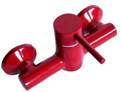 Einhebel Duscharmatur in Rot.