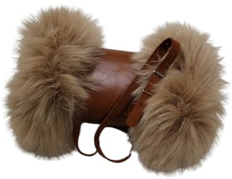 Exclusiver Lammfell Muff aus Deutscher Produktion | Handwärmer rundum aus echtem Fell, mit echtem Leder bezogen | cognac braun