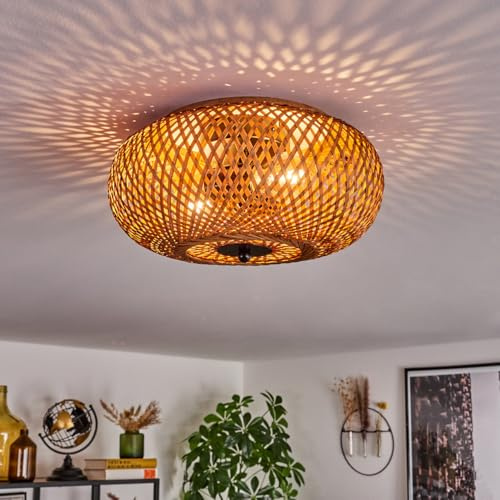 HOFSTEIN Deckenleuchte Bauro, Deckenlampe aus Metall/Bambus/Holz in Schwarz/Natur, moderne Leuchte im Boho-Design (Ø 30cm), Lichteffekt durch Gitter-Optik, 2 x E27, Wohnzimmer, Esszimmer, Schlafzimmer