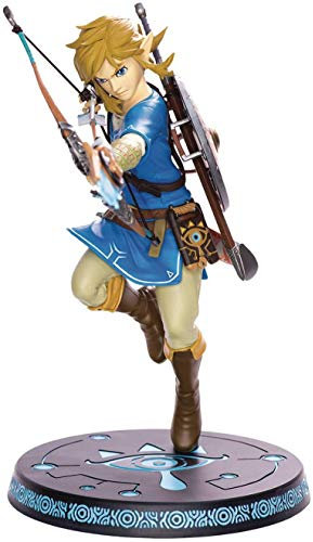 Dark Horse Deluxe Legend of Zelda Breath of The Wild Link Fig