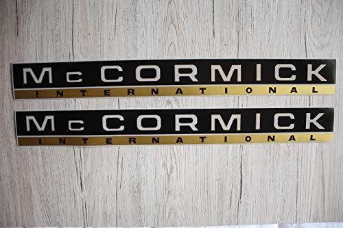 2x IHC MC CORMICK Aufkleber Gold Traktor Emblem Sticker Label Set