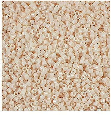 5 g Miyuki Delica Rocailles Seed Beads, 11/0 (1.6 mm) Opaque White Bisque (Miyuki Delica Rocailles Samenperlen Weiße Beige)