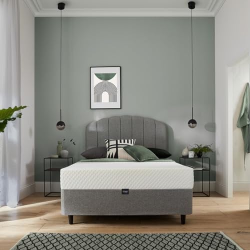 Silentnight 7 Zone Memory Foam Rolled Mattress | Made in the UK | |Medium Firm |Euro King,White