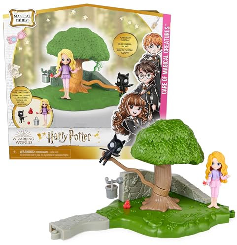HARRY POTTER - PLAYSET COURS DE SOINS AUX CRÉATURES MAGIQUES WIZARDING WORLD - Coffret Magique Avec 1 Figurine Articulée Luna Lovegood et Accessoires - 6061845 - Jouet Enfant 5 ans et +