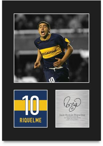 HWC Trading Juan Roman Riquelme Geschenke Gedrucktes Signiertes Autogramm Foto für Fußball Anhänger and Fans - A4 Porträt