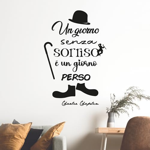 Bizarre Creations | Murali Da Parete (110x70cm), Adesive Italiane Adesivo Pareti Camera Da Letto Cucina Soggiorno Charlie Chaplin Un Giorno Senza Un Sorriso È Un Giorno Perso