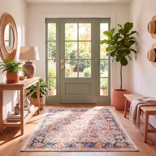 SAFAVIEH Distressed Teppich für Wohnzimmer, Esszimmer, Schlafzimmer - Madison Collection, Kurzer Flor, Creme und Marineblau, 122 X 183 cm