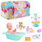 Nenuco Famosa (NFN70000) Coffre Complet avec bébé, Baignoire pour l'heure du Bain et de Nombreux Accessoires, Repas et Soins de la poupée, Depuis 2 Ans