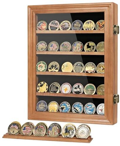 DecoWoodo Münzvitrine aus massivem Holz, 5-reihig, Militär-Herausforderung, mit HD-Hartglastür, Wandhalterung oder flachem Ständer, Münzhalter mit 2 Rillen pro Regal, hält 60 Münzen, Walnuss