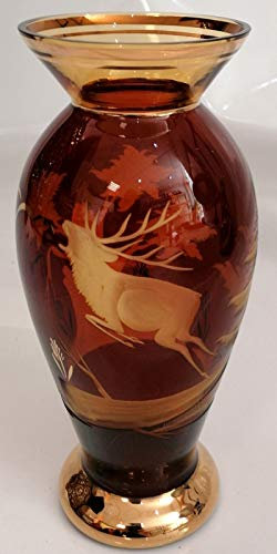 Überfang Vase antiker Stil geschliffen mit Motiv Hirsch Glasvase mundgeblasen in der Farbe Amber Gold Höhe 21 cm