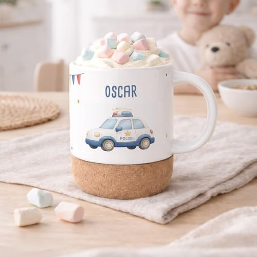 hellomini Personalisierte Tasse mit Korkboden für Kinder, Kindertasse mit Wunschdruck, Kinderbecher mit Namen, Geschenk zum Geburtstag, (Polizeiauto)