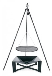 Schwenkgrill Nortpol Farmcook Rohstahlrost 60 cm Pan34 mit Dreibein Oskar, Rost aus Rohstahl und Feuerschale Pan34