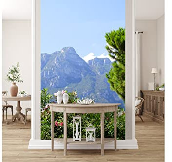 Glücksvilla - Fototapete, selbstklebend (120 x 250 cm (BxH) - div. Maße - Vlies-Tapete - Wand-Deko - Gardasee Landschaft 1 - See Italien Berge Oleander Natur Tirol Fotografie x