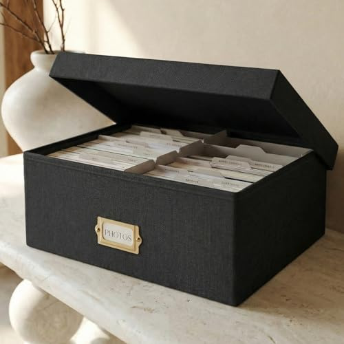 ZICOTO Dekorative Foto-Aufbewahrungsbox – stabiler Leinen-Foto-Organizer mit Trennwänden ist perfekt für bis zu 1700 Bilder und 10 x 15 cm große Fotos – tragbare Scrapbook-Aufbewahrungsbehälter mit