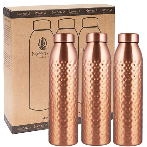 NORMAN JR Bouteille d'eau en cuivre 1L - Coffret cadeau avec 3 pièces, Martelé, un récipient ayurvédique en cuivre pur – vous aide à boire plus d'eau, avec de nombreux bienfaits pour la santé