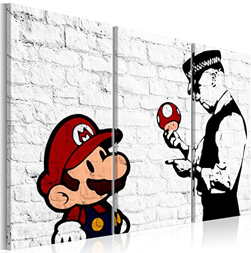B&D XXL - Leinwand Bilder Banksy Super Mario Mushroom Cop 120x80 cm Vlies Leinwandbild 3 Teilig Kunstdruck modern Wandbilder XXL Wohnzimmer Wanddekoration Wand Bild - Street Art Graffiti Urban Ziegel