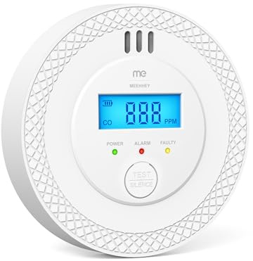 Carbon Monoxide Detector, Carbon Monoxide Alarm, CO Alarm with Digital Display and Test Button, CO Detector Monitor with Replaceable Battery, Ten Years Alarm Sensor Life, AA Battery Powered White