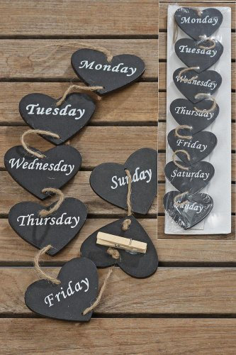 Hänger, Girlande Memotafel, 7 Herze beschriftet mit den Wochentagen Monday-Sunday, Länge ca. 85 cm