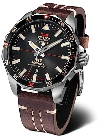 Vostok Europe N1 Rocket Automatik 20 ATM SII NH35A Datum Herrenuhr mit Lederband, 225a709 - Schwarz/Braun, Armband