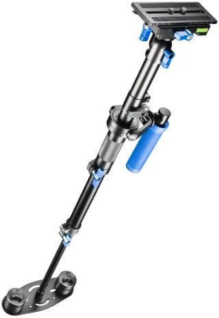Walimex Pro StabyPod M Schwebestativ Steadycam zur Stabilisierung von DSLR-Kameras (Größe max. 80 cm, Schnellwechselplatte, Gegengewichte, Tasche)
