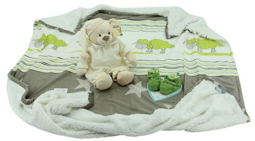 Sweety Toys 10509 Kinder Baby Kuscheldecke Set Motiv Schaf mit Teddy Sleppy 31 cm beige und Babyschuhen grün