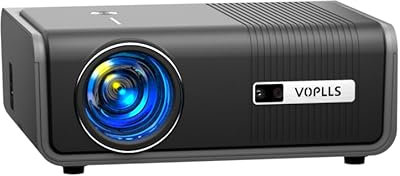 Beamer【Integrierte Apps & Autofokus/Keystone】 VOPLLS Full HD1080P Beamer, VOPLLS WiFi Bluetooth Beamer Heimkino, 50% Zoom Outdoor Projektor für/iOS/Android mit Stativ
