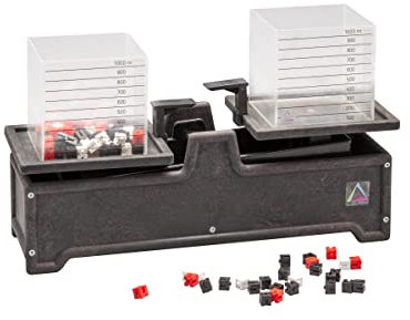 WISSNER® Tafelwaage mit 2 Literboxen & 100 Gewichtswürfeln – robuste Schulwaage aus RE-Wood & RE-Plastic, manuell justierbar, nachhaltig & stabil