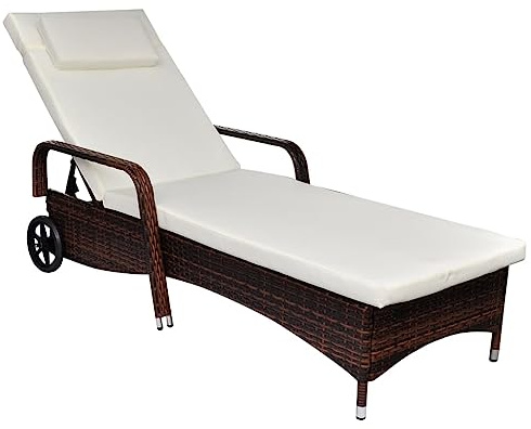 Sonnenliege mit Polster & Rollen, Poly Rattan Braun, 4-fach Verstellbare Lounge Liege mit 6 cm Dicke Waschbare Creme Polster, Wetterfeste PE Geflochtene Gartenliege für Terrasse, Pool, Balkon