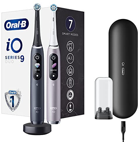 Oral-B iO 9 Duopack Brosse à Dents Électrique Rechargeable avec 2 Manches Intelligence Artificielle, Noir et Rose Quartz, 2 Brossette et Étuis de Voyage Premium Offert
