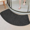 Tapis de Douche incurvé, Tapis de Douche antidérapant en Quart de Cercle, Tapis de Douche d'angle, Tapis de Salle de Bain en Forme d'éventail pour Cabine de Douche en Quart de Cercle, Noir