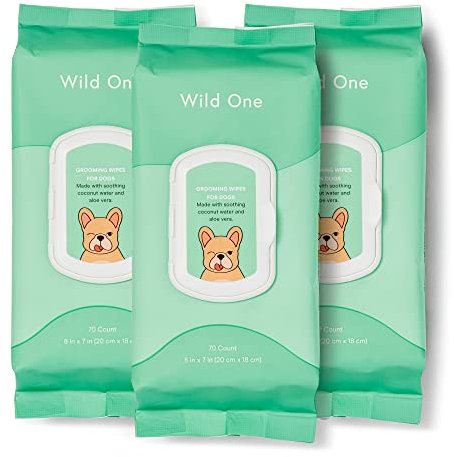 Wild One, Eucalyptus Natural Dog Grooming WIpes, Cruelty-free, biodegradable, resealable lid, 70 wipes per pouch, 210 Count