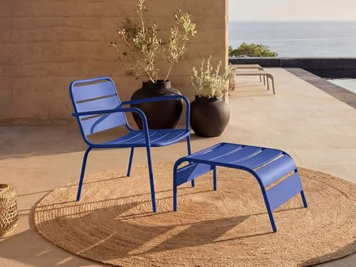 Vente-unique - Fauteuil Bas de Jardin empilable + Repose Pied en métal - Bleu Nuit - MIRMANDE de MYLIA